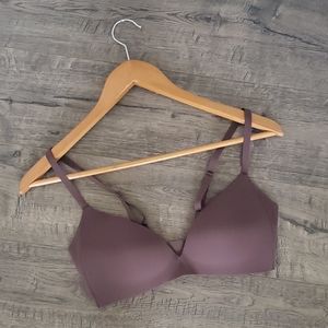 Lululemon Take Shape Bra 32C in Mauve